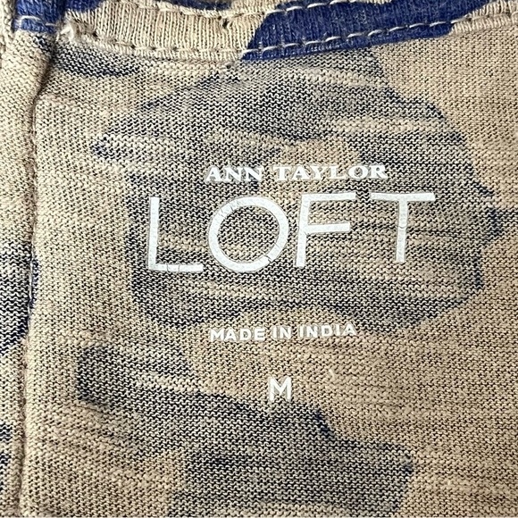 Ann Taylor LOFT Leopard Boxy Blouse Casual Capsule Preppy Modest Mature Minimal - Picture 8 of 9